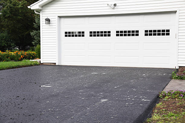Best Custom Siding Design  in Taft, CA